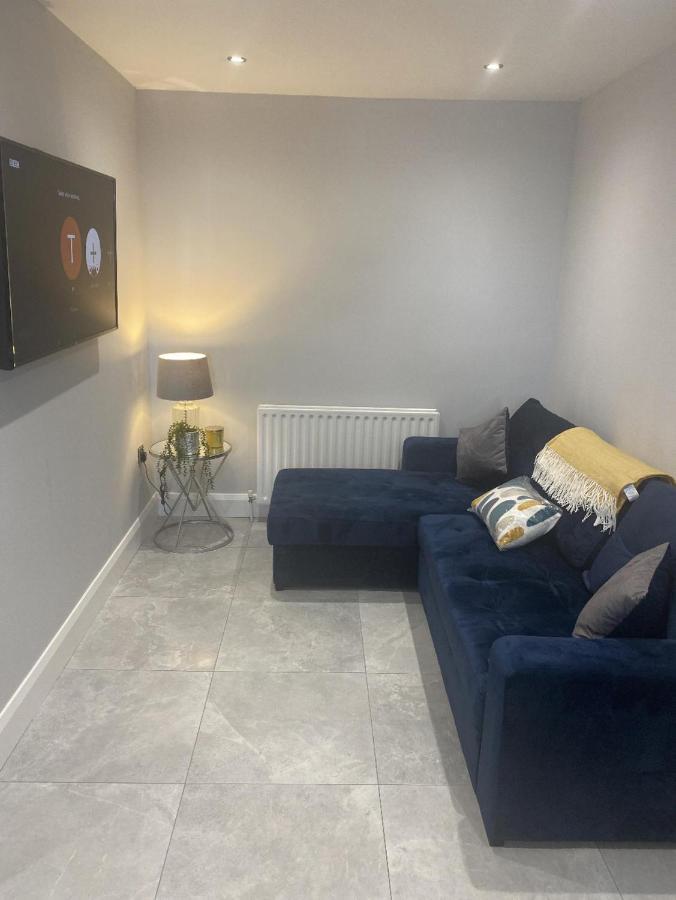 Modern 3-Bed Apartment In Magherafelt Sleeps 8 Exterior foto