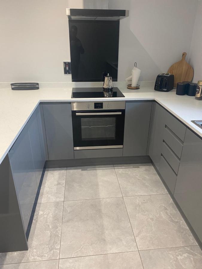 Modern 3-Bed Apartment In Magherafelt Sleeps 8 Exterior foto